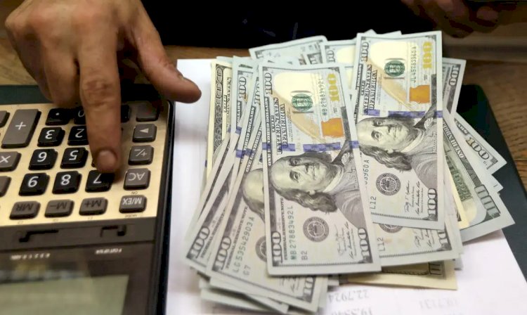 Dólar fecha a R$ 5,43 na véspera da reunião do Copom