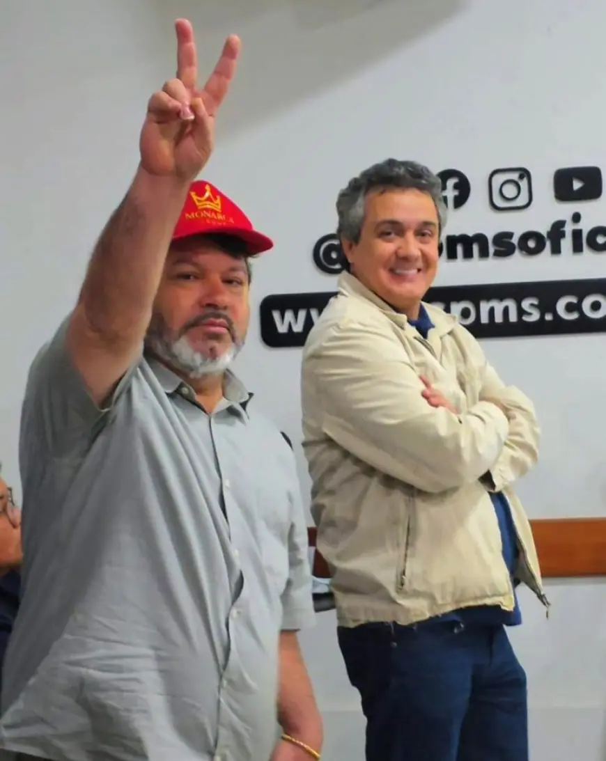 Vereador Landmark Rios e Carlos Bernardo participam de  assembleia da ACP em defesa da valorização dos professores