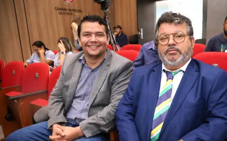 Carlos Bernardo prestigia sessão e destaca  relevância do Legislativo de Ponta Porã