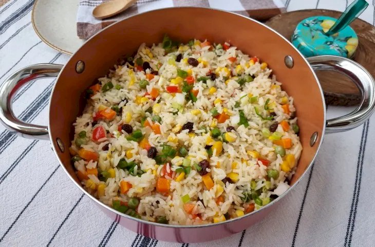 Arroz à grega tradicional