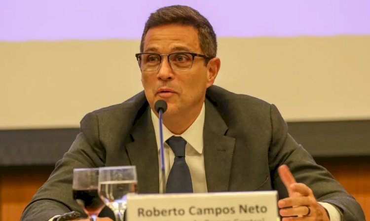 IA pode ser usada para combater lavagem de dinheiro, diz Campos Neto