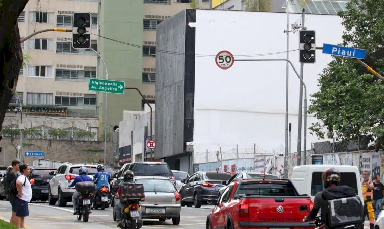 Falta de energia em SP faz empresas dispensarem funcionários mais cedo