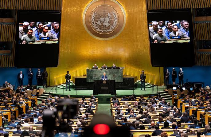 ONU realiza debates sobre desafios humanitários e segurança global durante encontro internacional