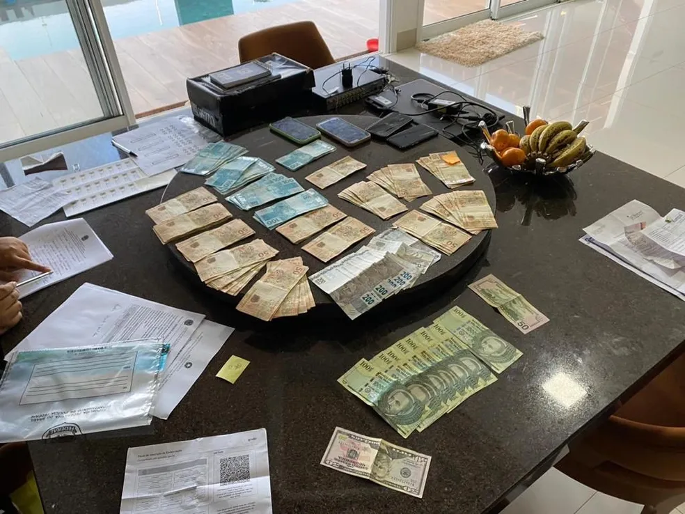 Operação contra contrabando de cigarros chega a Mundo Novo, em Mato Grosso do Sul