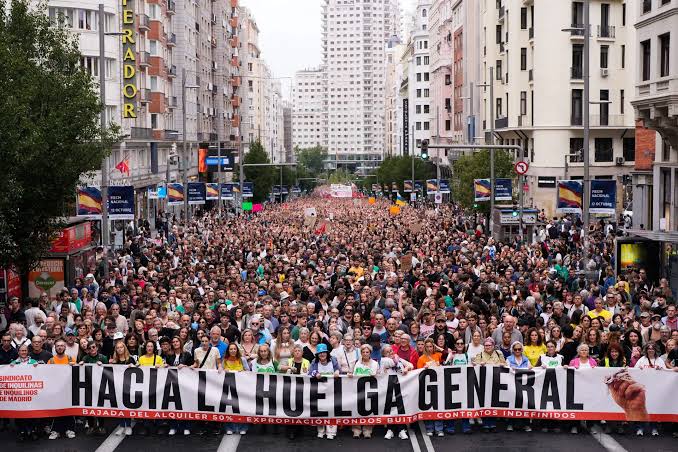 Crise da moradia na Espanha leva sindicatos a marcar greve geral antes das eleições